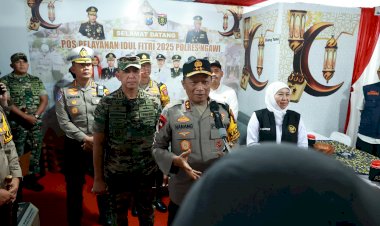 Tinjau-Arus-Mudik-di-Rest-Area-575-A-Ngawi-Kapolda-Jatim-Himbau-Pemudik-Manfaatkan-Posyan-Untuk-Istirahat