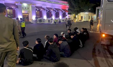 Polrestabes-Surabaya-Amankan-18-Pemuda-Diduga-Terlibat-Bentrok-Antar-Perguruan-Silat-di-Kedungdoro