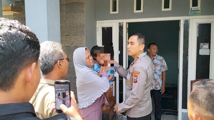 Polisi Peduli Warga, Kapolres Pacitan Santuni Anak Penderita Hidrosefalus