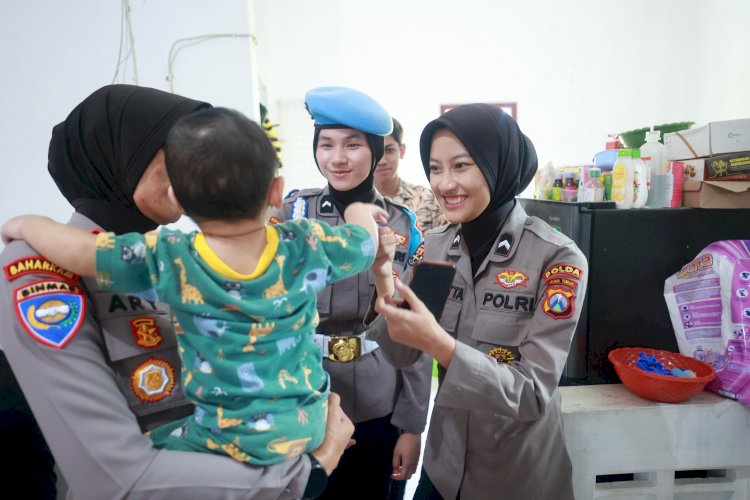 Sambut Hari Jadi Polwan ke -77 Polda Jatim Gelar Baksos di Griya Yatim